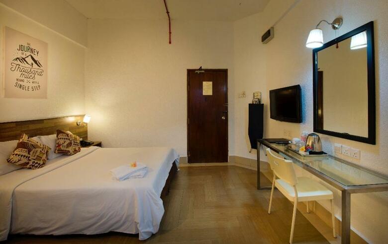 Hotel Dynasty Inn