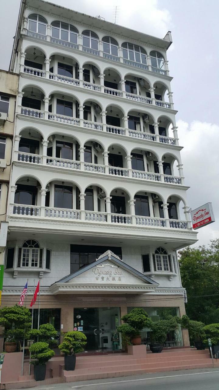 Hotel Dynasty Inn