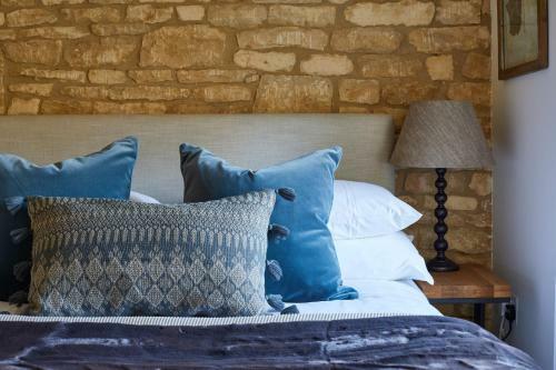 The Cotswold Snug
