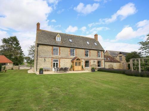 Shifford Manor Farm