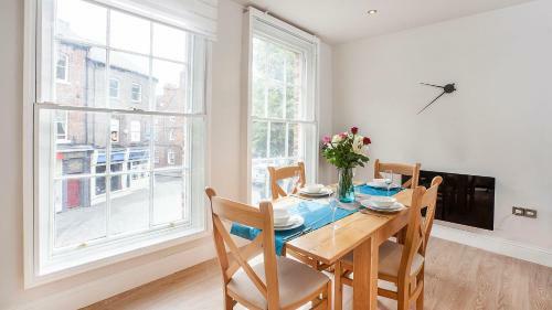 The King's- Gorgeous City Centre Apartment