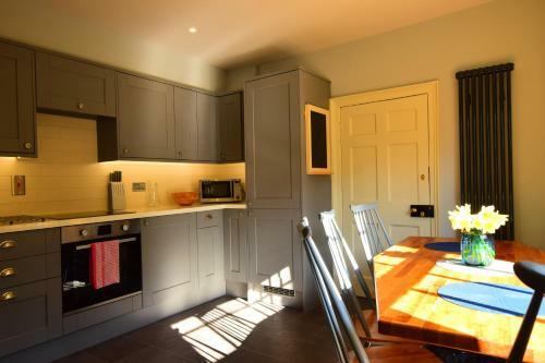 14 St Saviours Place, York