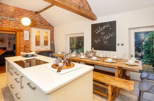 The Stables Luxury Barn