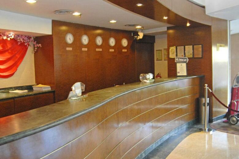 Mandarin Court Hotel
