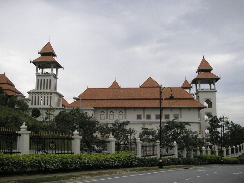 Hotel Melawati H1