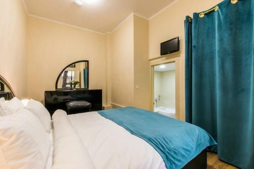 Emigrant Boutique Hotel