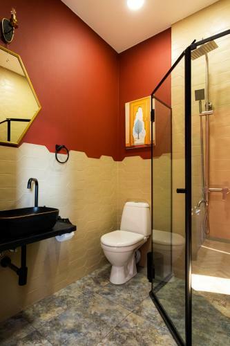 Unfound Door - Design Hotel
