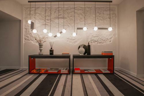 Hotel Monograph Freedom Square