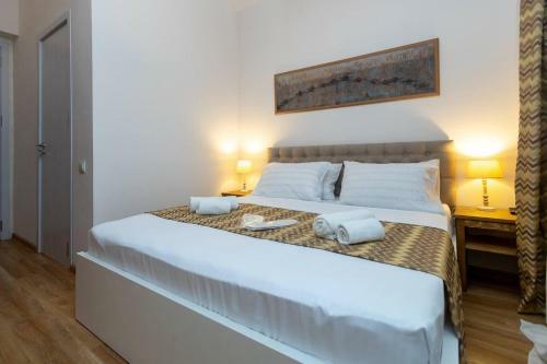 Wehost Liberty Square Apartments