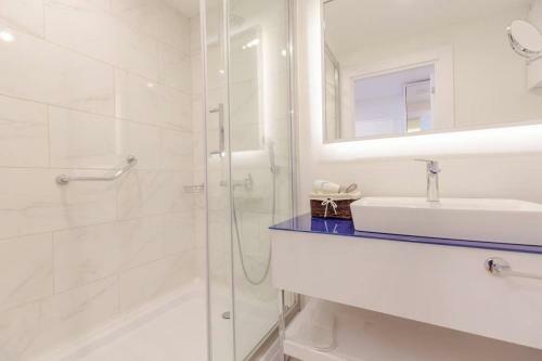Stylish Studio Apartment With Sea View In Batumi