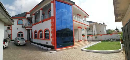 Afri-royal Hotel