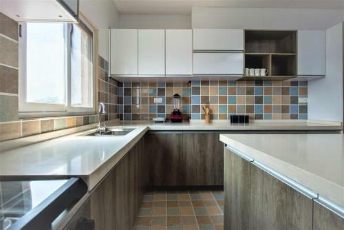 Montecito Apartments