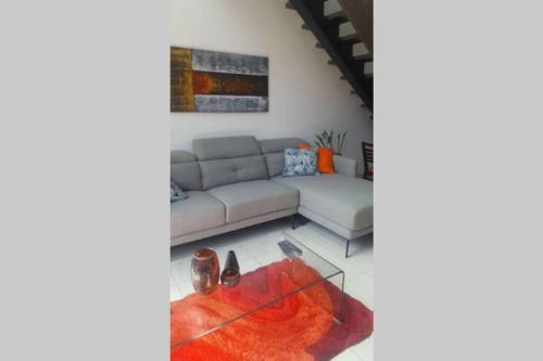 Apartamento Best Priced 1bed Duplex @ Embassy Gardens