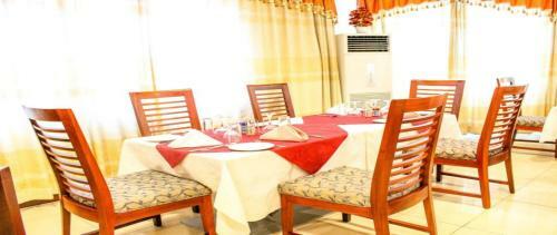 Hostal Room In Apartment - Maxlot Hotel Accra