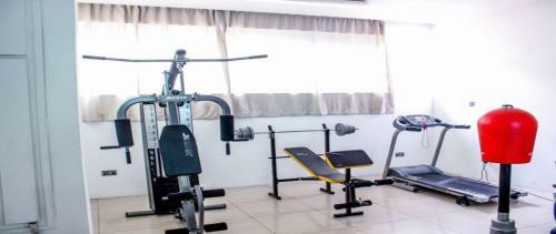 Hostal Room In Apartment - Maxlot Hotel Accra