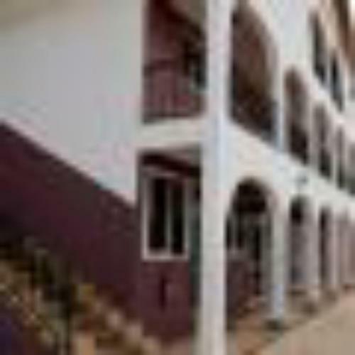 Hostal Room In Apartment - Kunta Kinte Hotel Accra