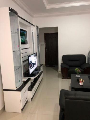 3 Bedroom House With Outdoor Terrace