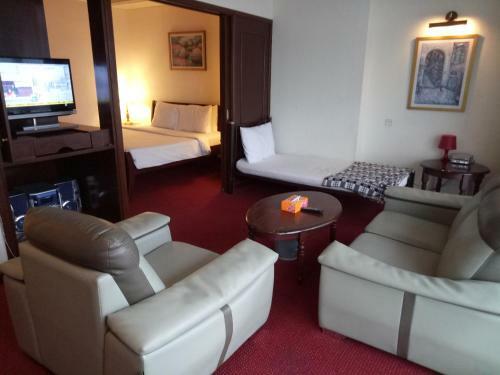 Apartamento Imbisuka Suites
