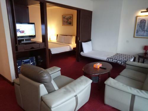 Apartamento Imbisuka Suites