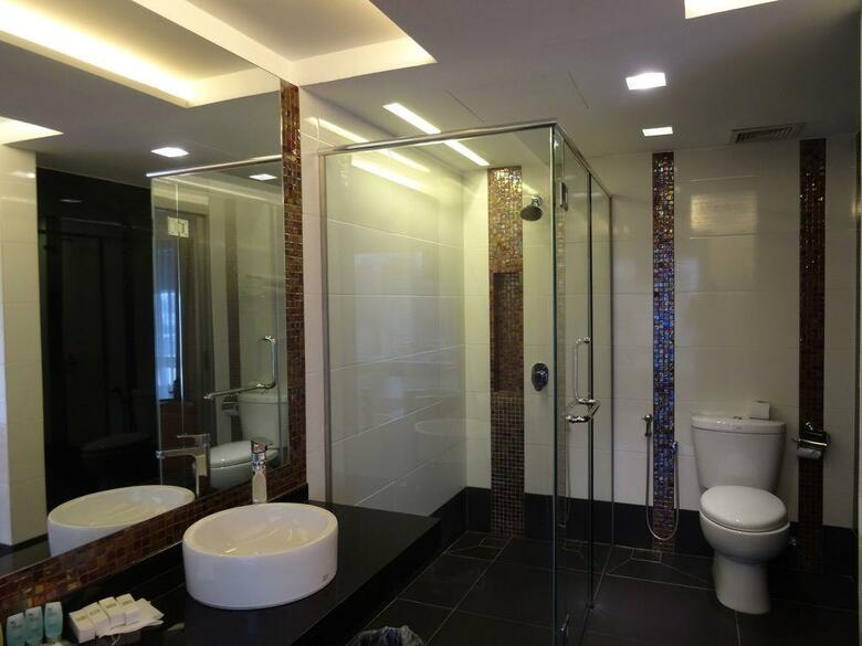 The 5 Elements Hotel
