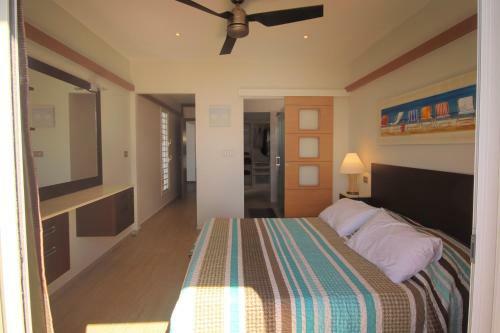 Villa With Private Pool Sf69