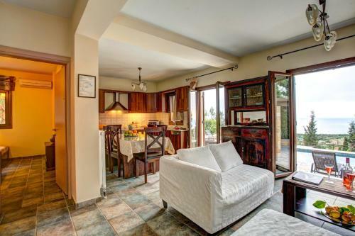 Agrilias Villa Sleeps 6 Pool Air Con Wifi