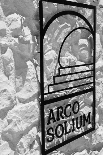 Hotel Arco Solium Suites