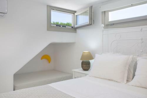 Villa Aphrodite � Elegant Villa, Sea Views, Designer Renovation