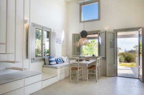 Villa Aphrodite � Elegant Villa, Sea Views, Designer Renovation