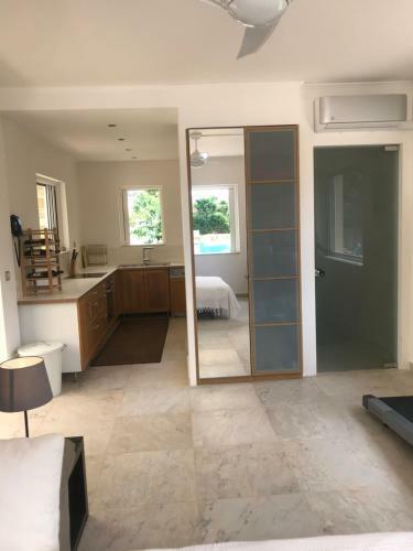 Deluxe Villa W/ Pool 5 Bdrm