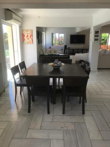 Deluxe Villa W/ Pool 5 Bdrm