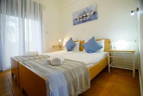 Beach Front Apartment Almirida