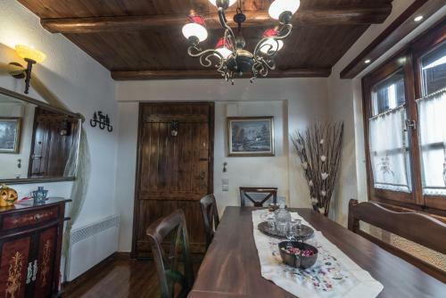 Pantelis Sweet Home