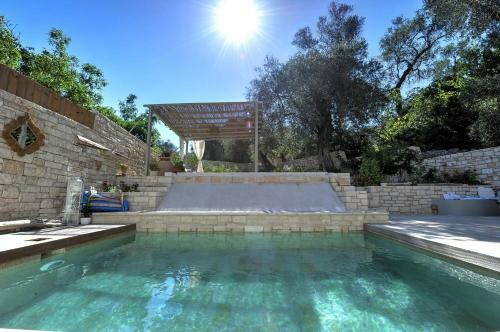 Villa Leonora House