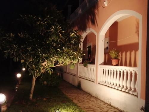 Hotel Aris Paschalia Studios