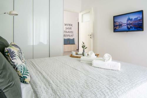 Travellers Hut Apartment In Neos Kosmos