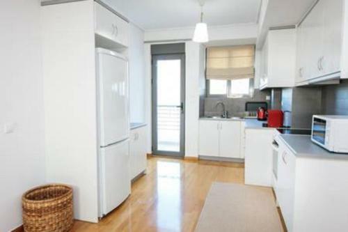 Modern 5th Floor Acropolis View Apartment