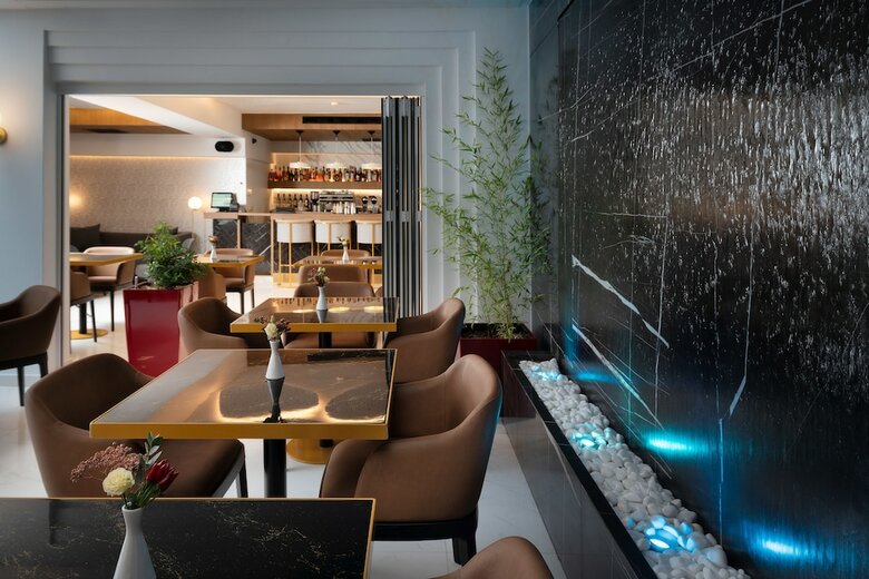 Elia Ermou Athens Hotel