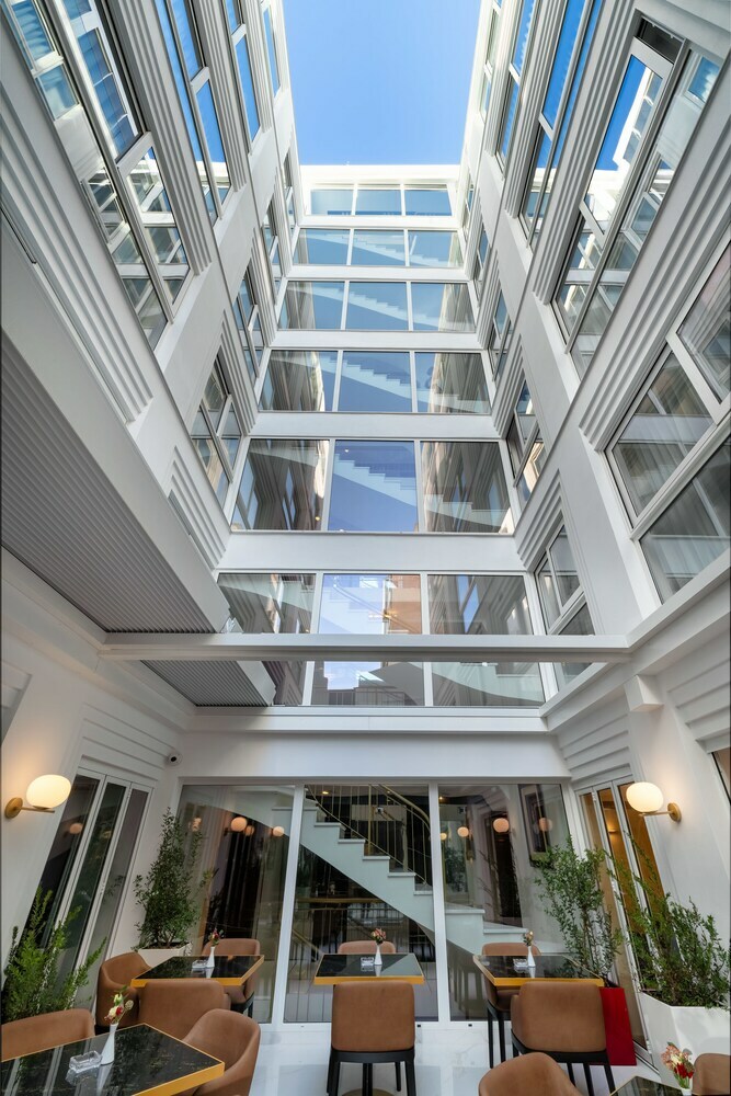 Elia Ermou Athens Hotel