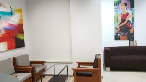 Palette Apartment Champagne - Athens Center, 6 Bd, 3 Bath