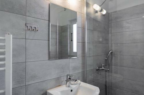 Apartamento 51m� Flat In Vouliagmeni