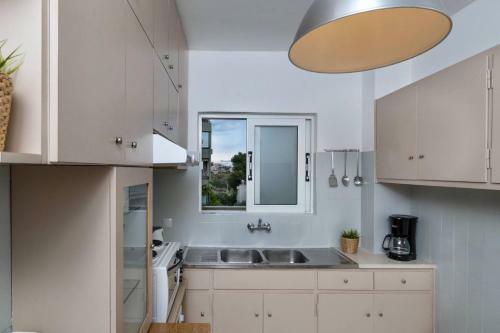 Apartamento 51m� Flat In Vouliagmeni