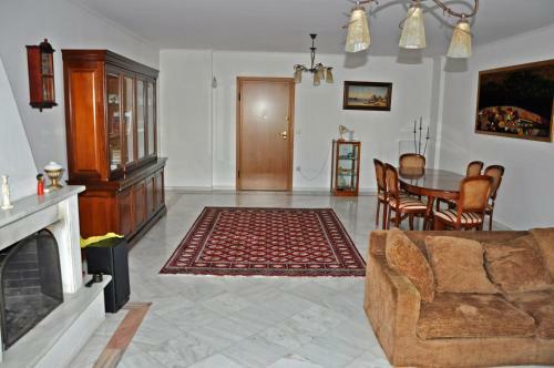 145 ?2 Seaside Apartment