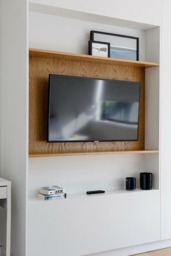Spacious 2bd Apartment Near Acropolis Museum By Upstreet