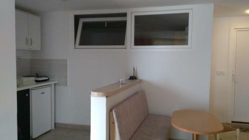 Villa Eros Apartments