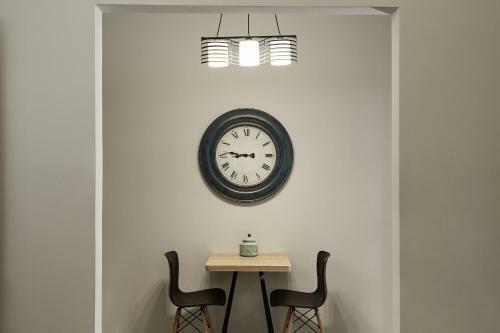 Charming Studio Apartment