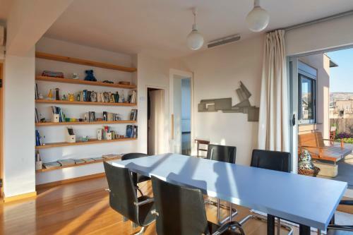 Boutique Athens Apartment Mk1