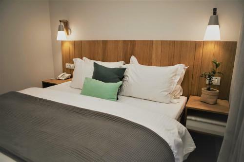 Hotel Mirivili Rooms & Suites