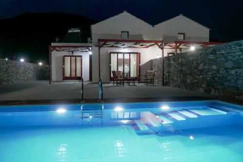 Anefanti Villas