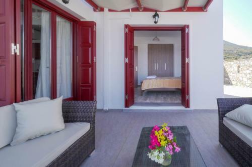 Anefanti Villas